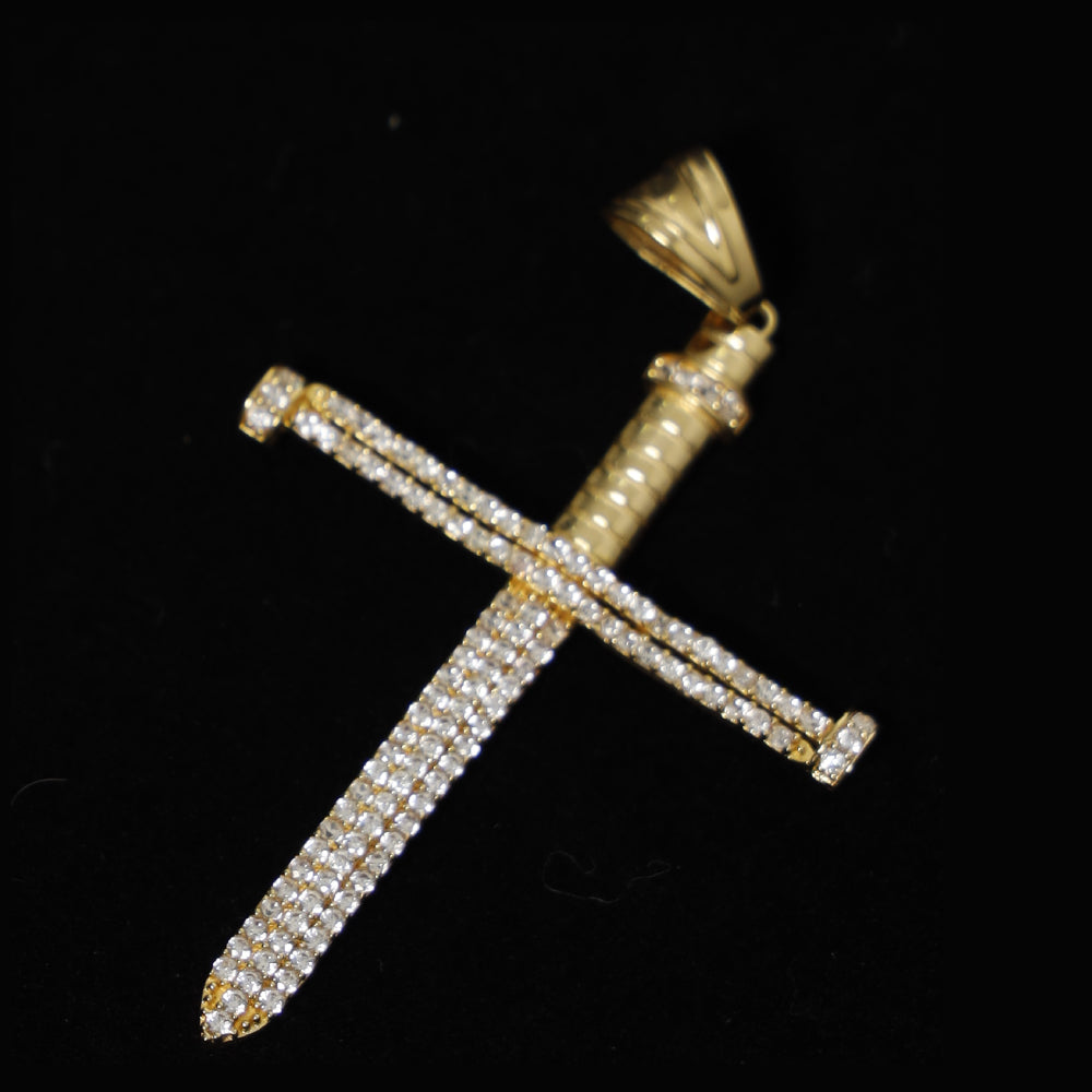 Dije Cruz de Clavos de Oro 18K con Diamantes